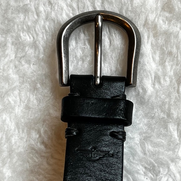 Women's Dockers Black Leather Belt - Picture 5 of 9
